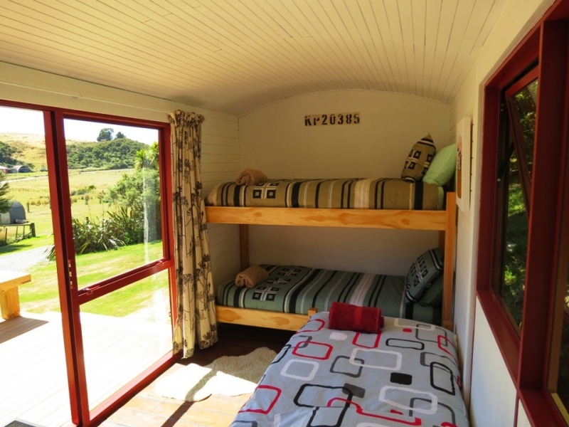 Te-Rakau-Bunkhouse-interior-bunk